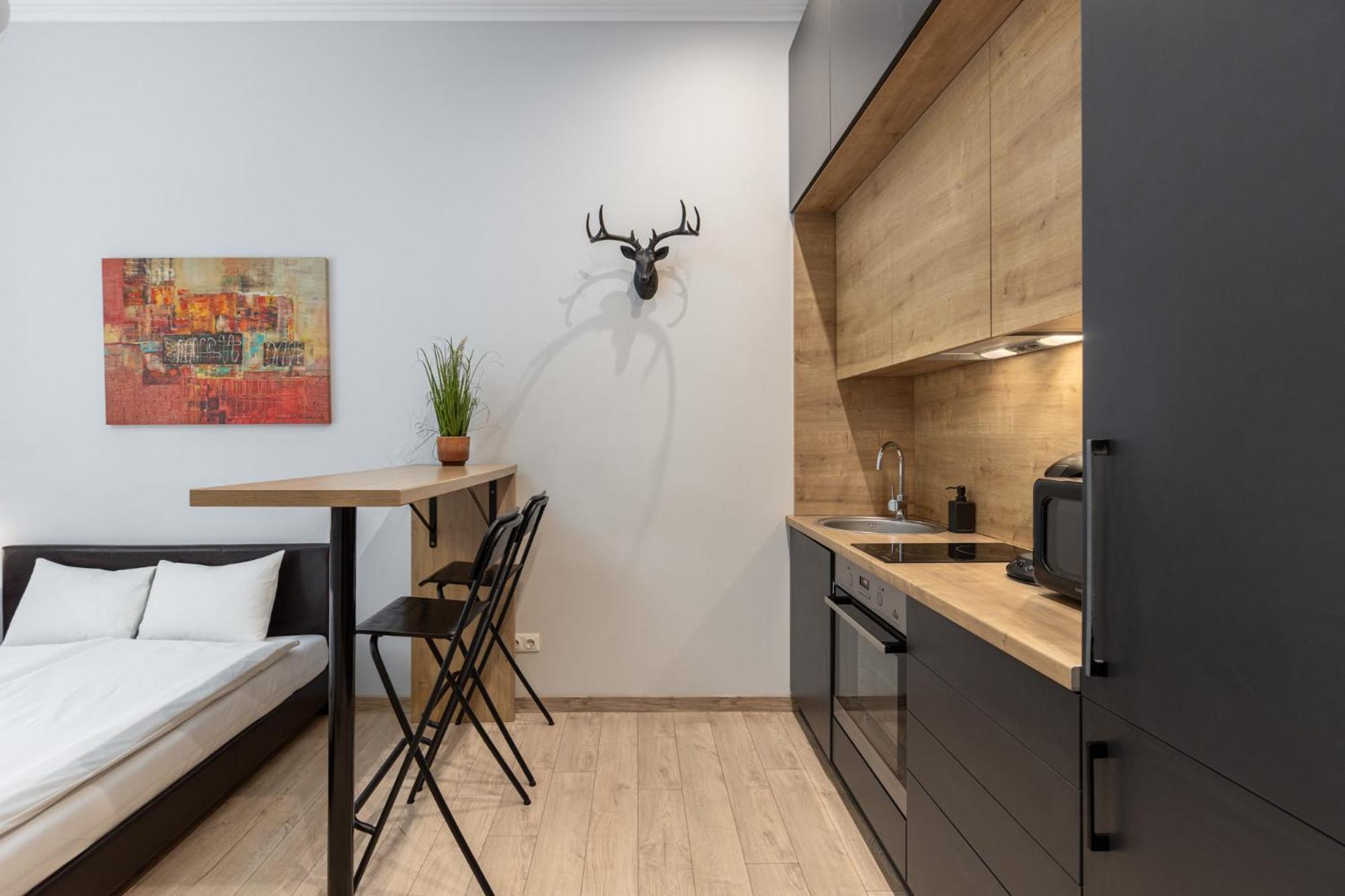 Apartment Budget Friendly Near Arena *